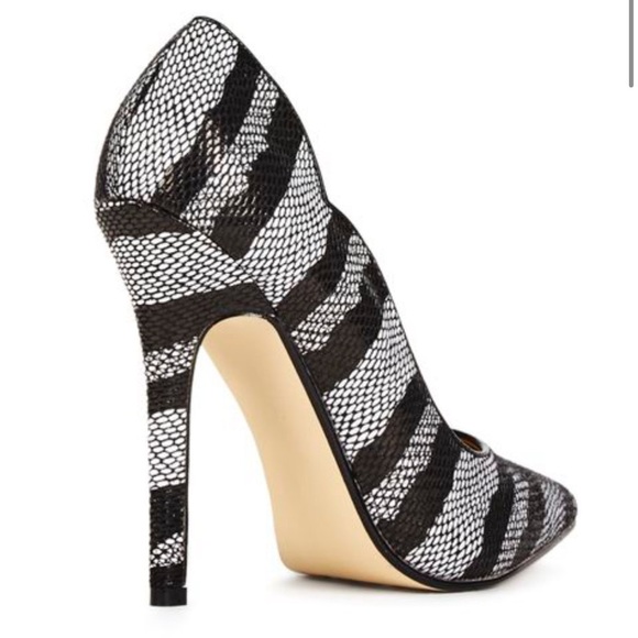 JustFab Shoes Amella black ivory stripes pointed pumps stiletto heels Sz 9 - Picture 8 of 11